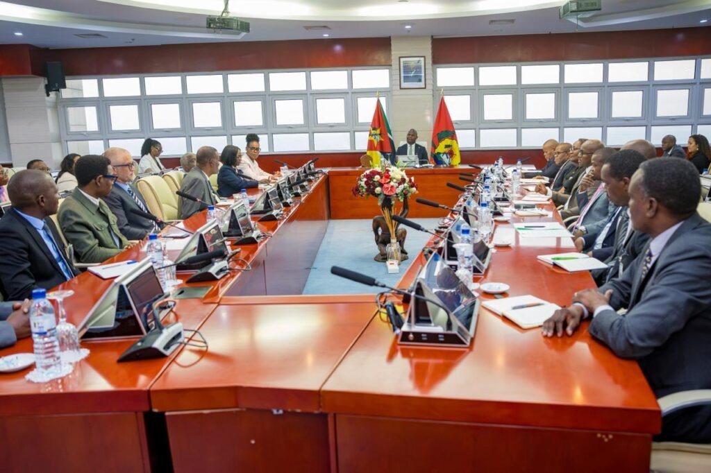 PRESIDENTE DA REPÚBLICA ANUNCIA A CRIAÇÃO DO CONSELHO TÉCNICO-CIENTÍFICO DE SEGURANÇA ALIMENTAR